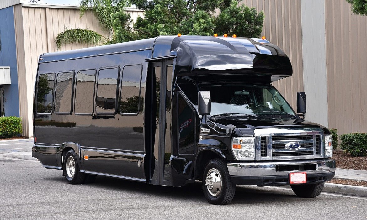 20 passengers Bus